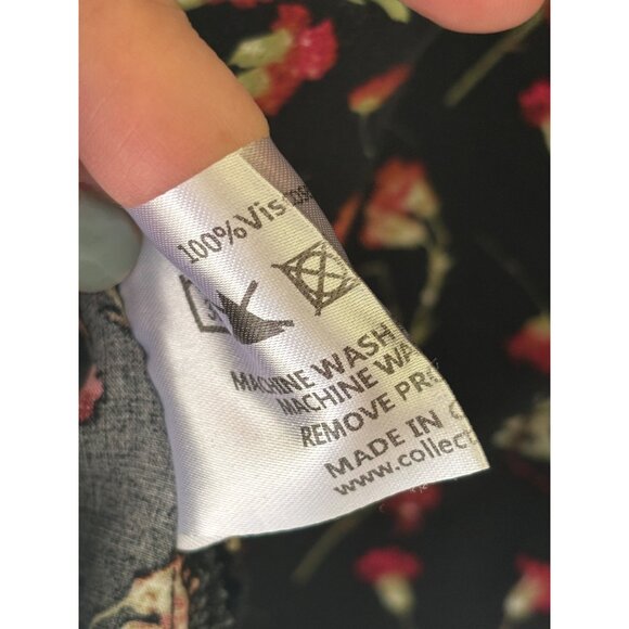 ModCloth X Collectif Black Floral Button-Up Blouse Size 2X Womens - Picture 5 of 10